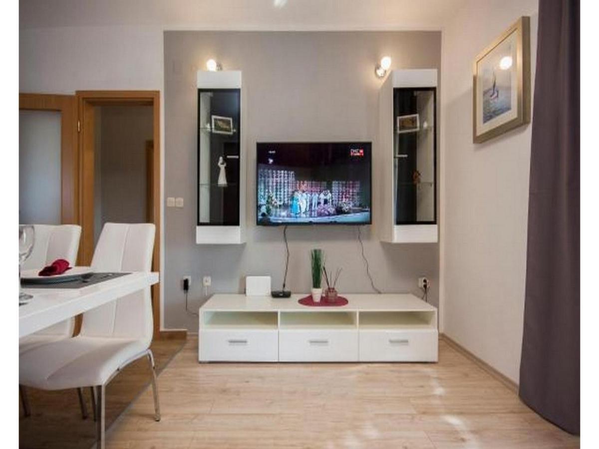 Apartment Dar Murter Esterno foto