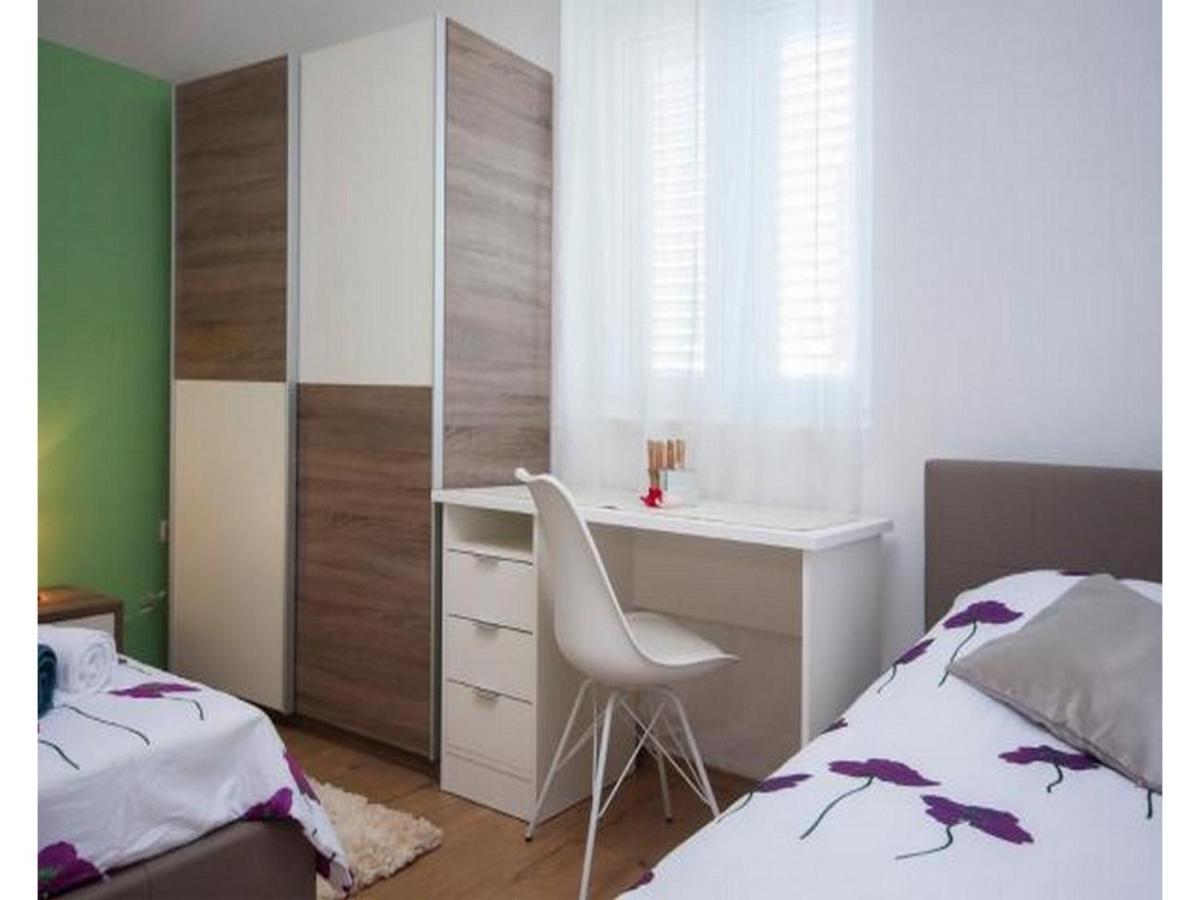 Apartment Dar Murter Esterno foto